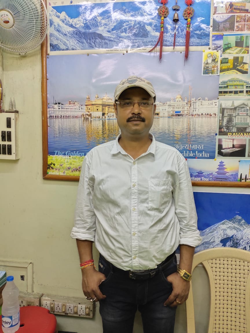Tour operator Travelers Mr. Sujit Datta in Sodepur