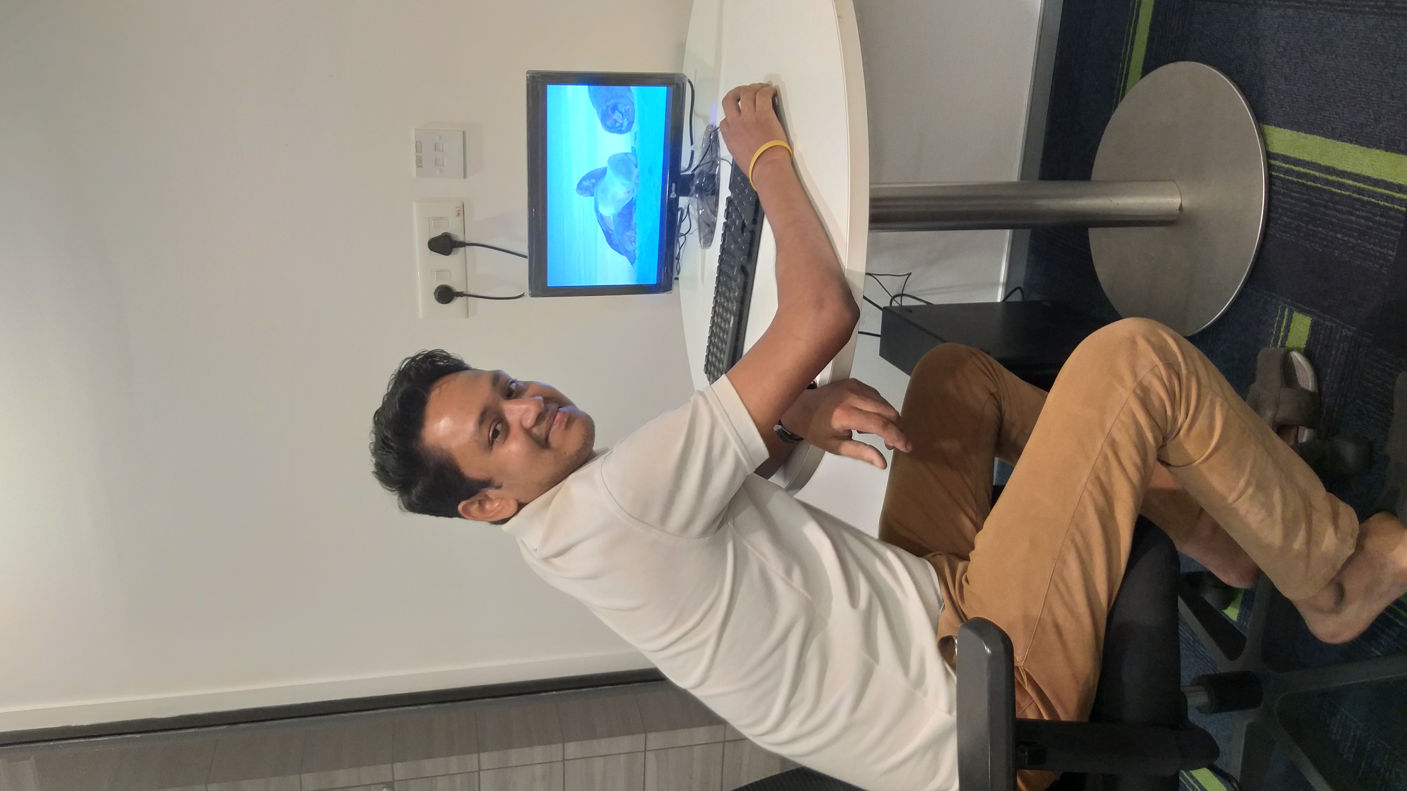 Laptop Computer Printer Technician Mr. Dhrubo Mondal in Baguihati