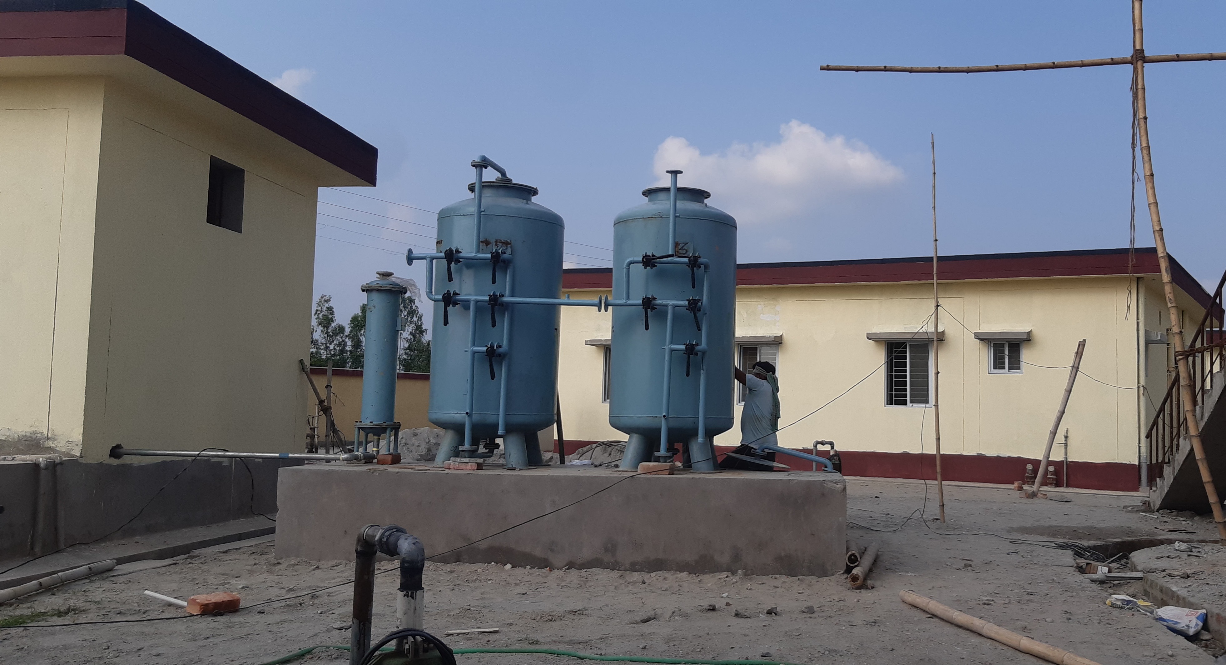 Water Purification System mechanic Mr. Raju Dey in Tangra